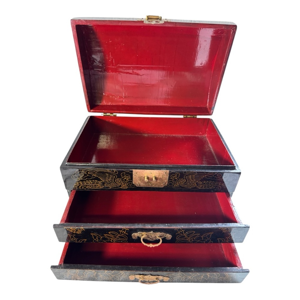 Lacquer Chinese Jewelry 3 Drawer Storage Box With Brass Latches